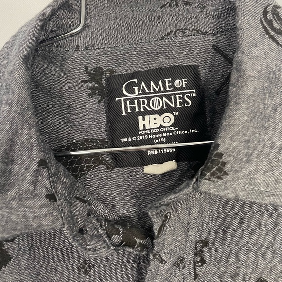 Game of Thrones HBO Grey Button Down short sleeve  Shirt Men's Size L - Picture 10 of 10